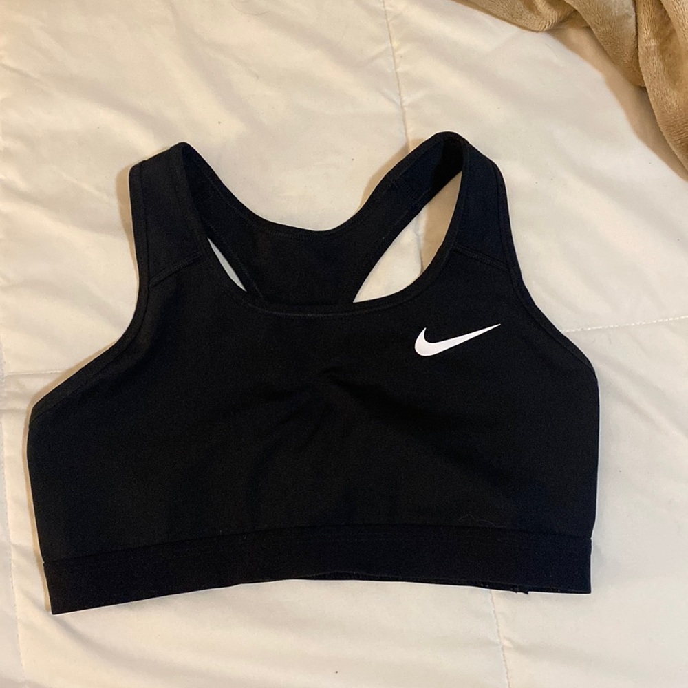 Nike Women’s Dri-Fit Black Sports Bra size medium